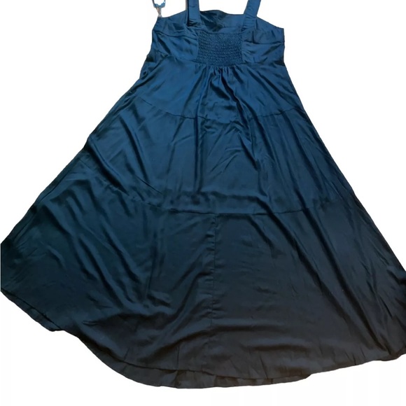 Vince Camuto Smocked Back Challis Tiered Maxi Dress - Black  Plus Size 1X New - Picture 10 of 15